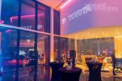 Linearny-mapping-laserowy-laserowy-logotyp-oswietlenie-architektoniczne-Toyota-Lexus-Poznan_17