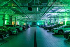 Linearny-mapping-laserowy-laserowy-logotyp-oswietlenie-architektoniczne-Toyota-Lexus-Poznan_30