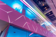 Linearny-mapping-laserowy-laserowy-logotyp-oswietlenie-architektoniczne-Toyota-Lexus-Poznan_92