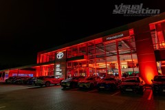 Linearny-mapping-laserowy-laserowy-logotyp-oswietlenie-architektoniczne-Toyota-Lexus-Poznan_98